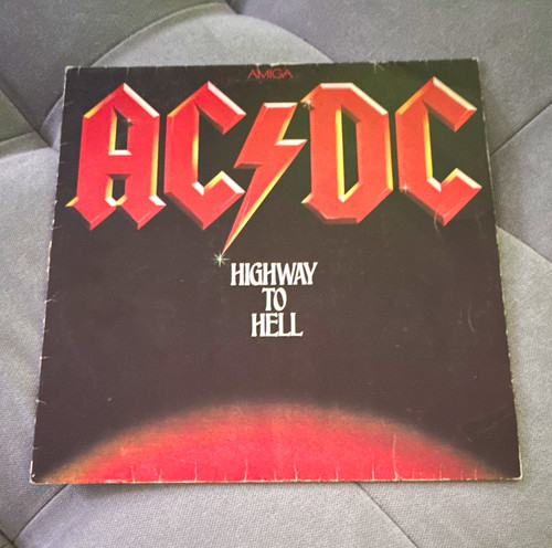 Highway to hell - –,